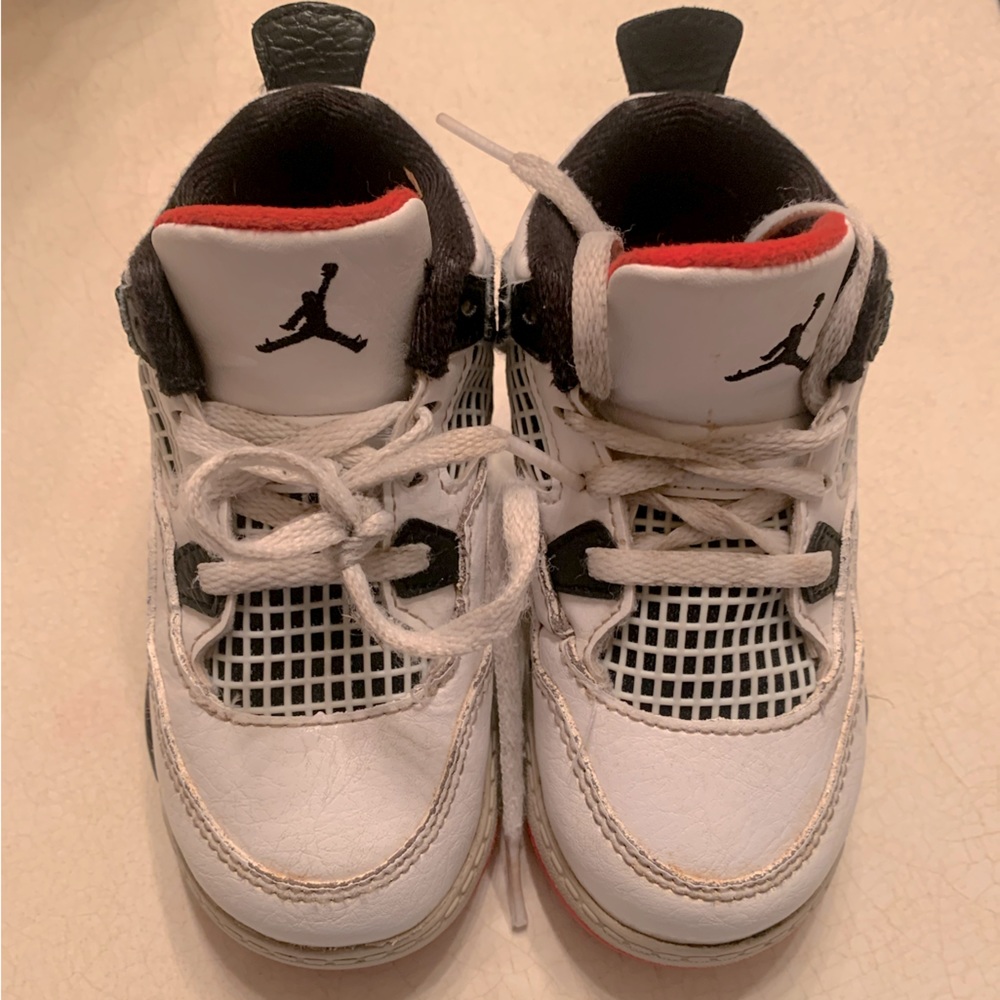 Jordan Retro 4